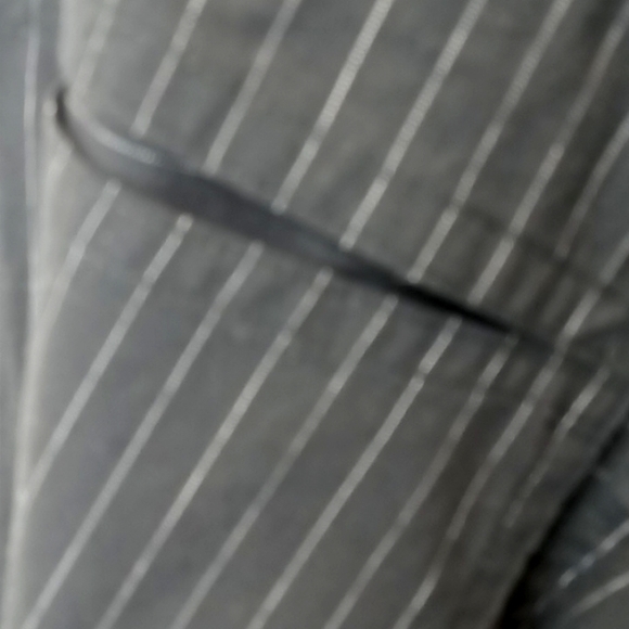 L. Hanna for La Tournee' bubble pants in black with white stripes size 2. - Picture 6 of 8